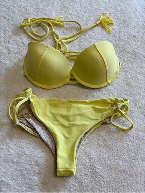 VINTAGE acacia swimwear bikini
